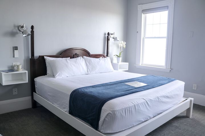 Emerson Inn