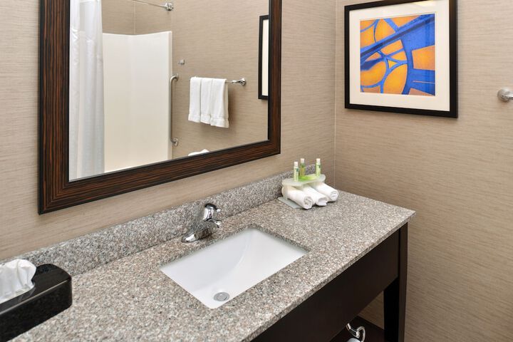 Holiday Inn Express St. Louis West - OFallon by IHG