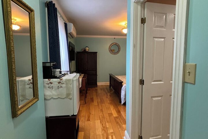 Room 54 of 93