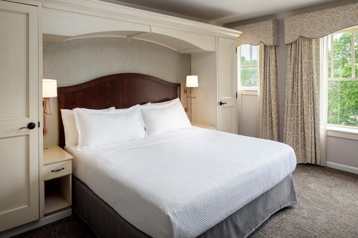 The Elms Hotel & Spa a Destination by Hyatt Hotel