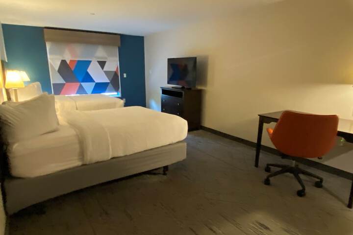 Room 14 of 63
