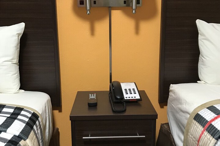 Room 33 of 39