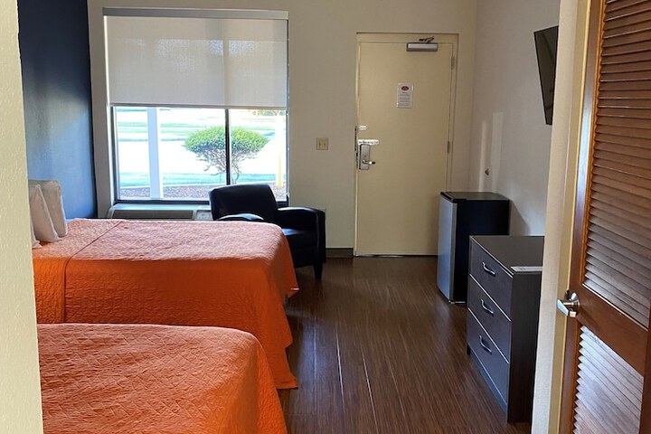 Room 64 of 101