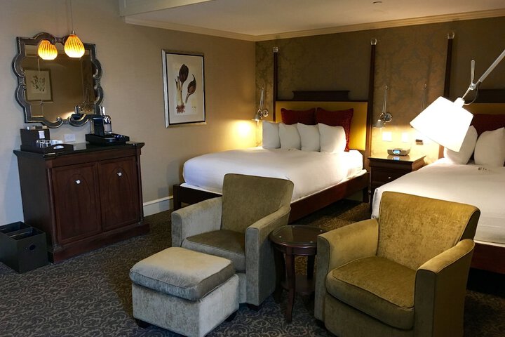Room 17 of 36