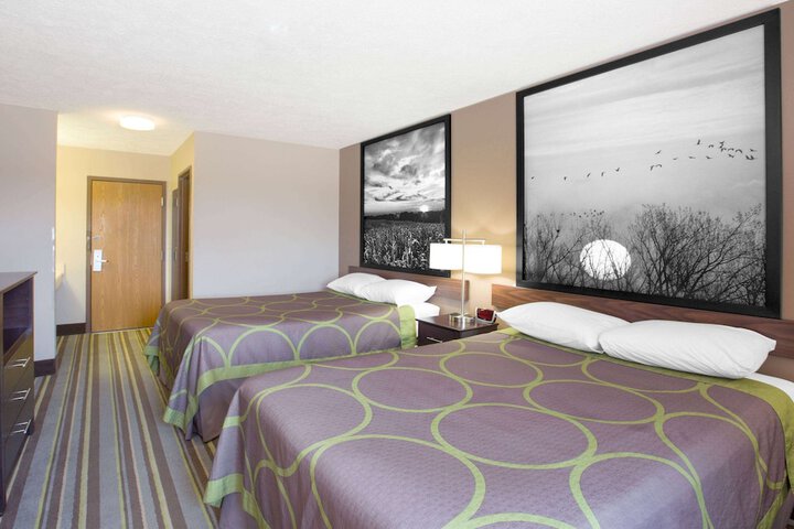 Room 14 of 20