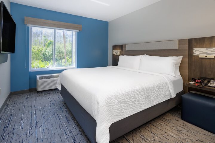 Room 32 of 78