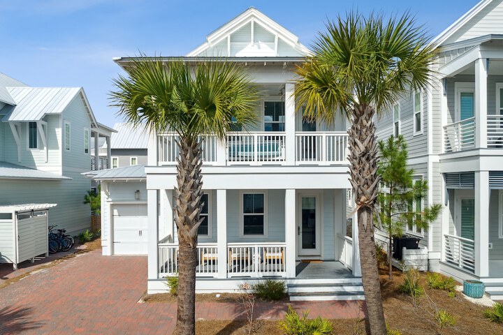 Prominence on 30A by Panhandle Getaways