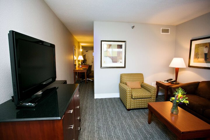 Room 37 of 70