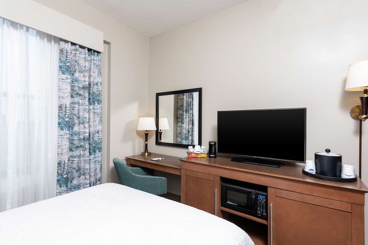 Room 8 of 62