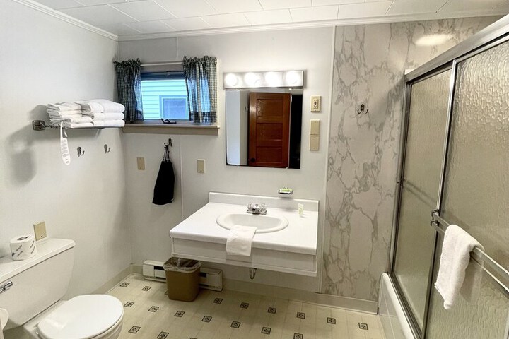 Mount Coolidge Motel