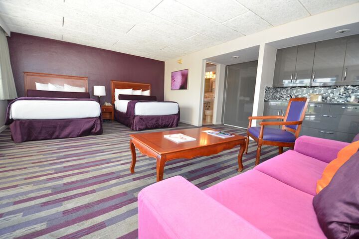 Room 14 of 36