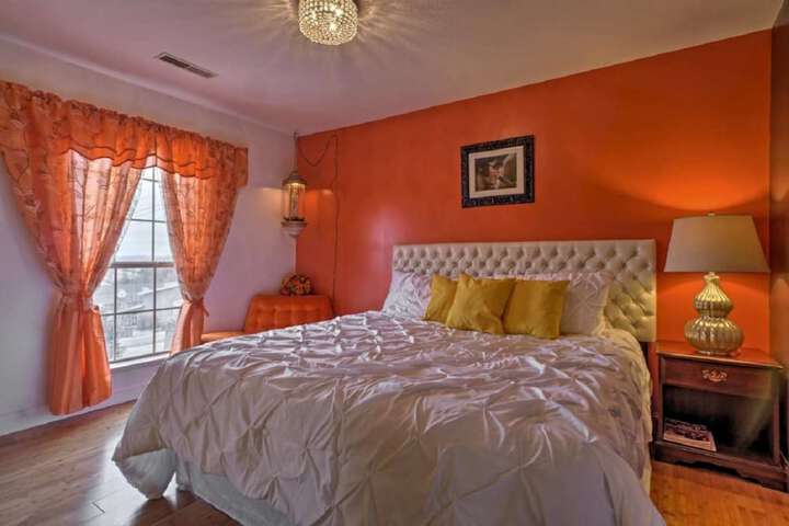Room 47 of 61
