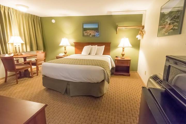 Room 21 of 34