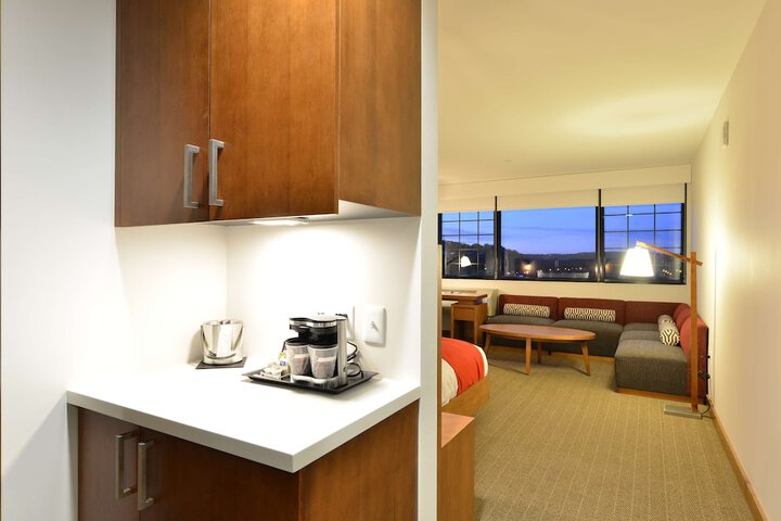 The Lismore Eau Claire - a DoubleTree by Hilton