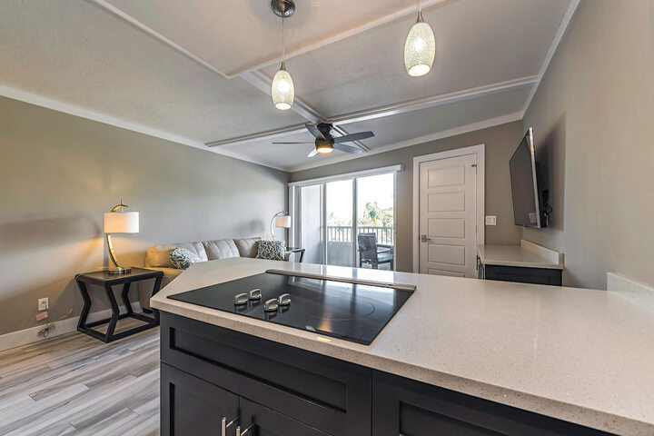 Marco Beach Vacation Suites