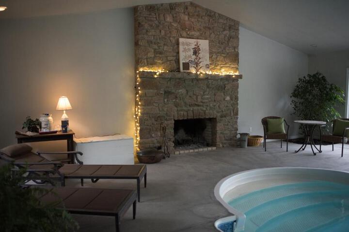 The Inn at White Oak