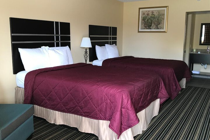 Soudersburg Motel