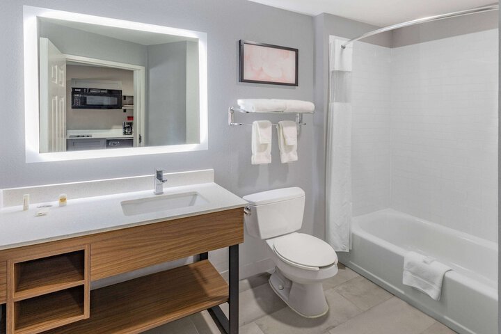 Hawthorn Extended Stay by Wyndham Ardmore