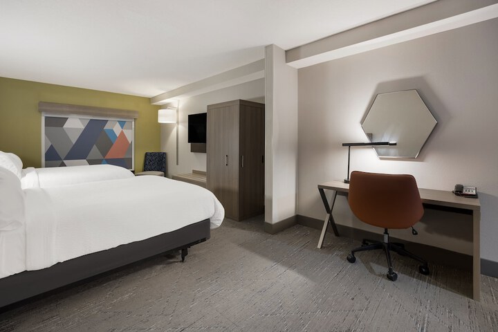Holiday Inn Express Hotel & Suites PERRY by IHG