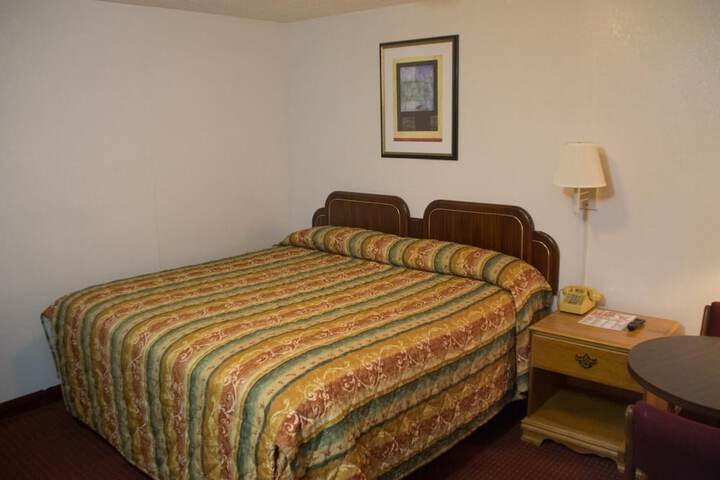 Room 15 of 24