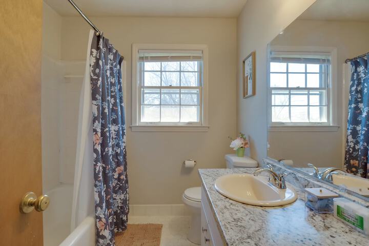 Pet-friendly Easley Family House w / Game Room