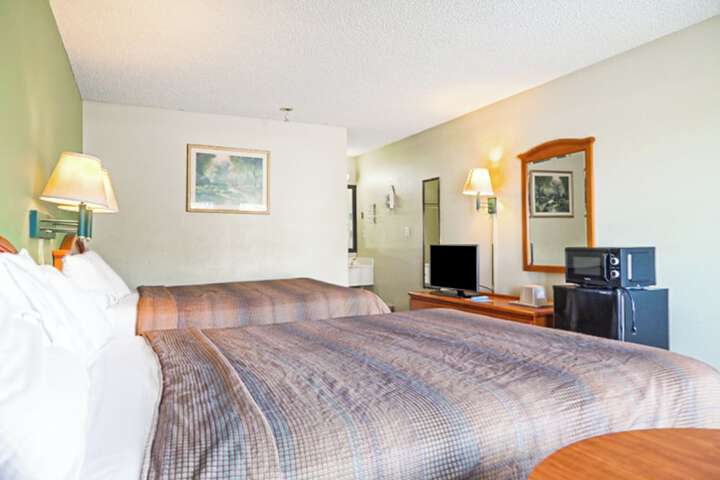 Room 9 of 31