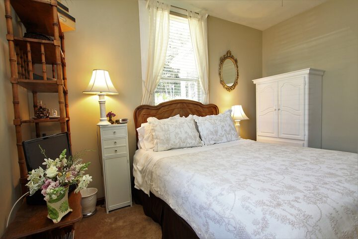 Room 47 of 73