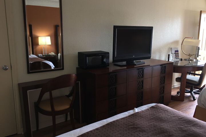 Room 20 of 42