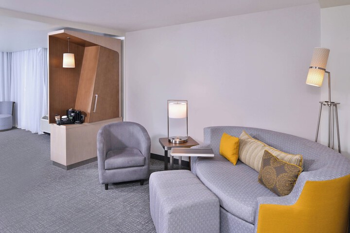 Room 17 of 57