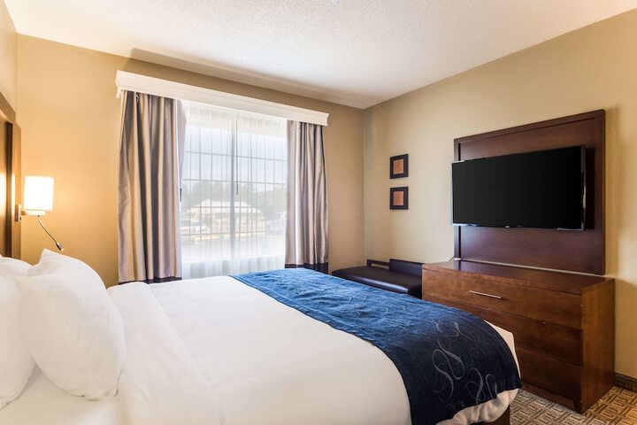Room 21 of 42