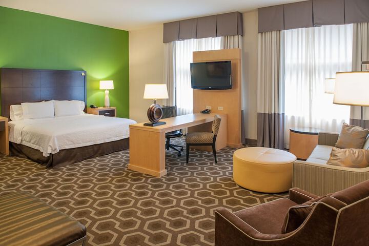 Room 31 of 108