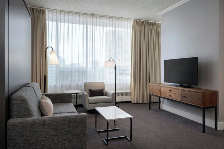 Sheraton Cavalier Saskatoon Hotel