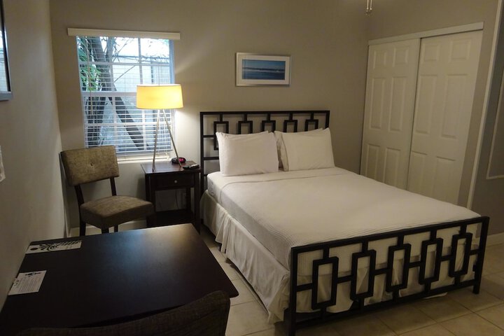 Room 98 of 141