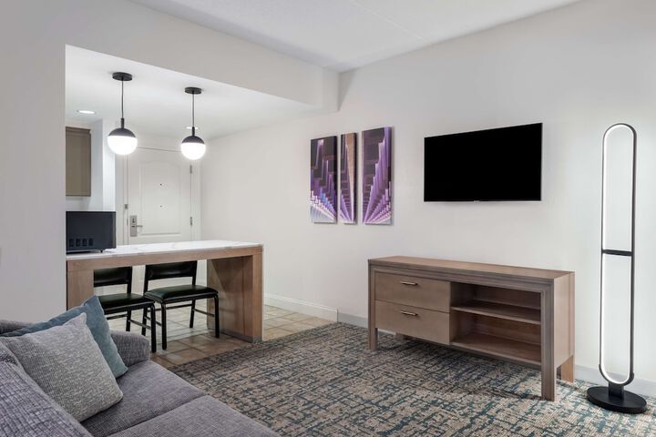 Room 26 of 47