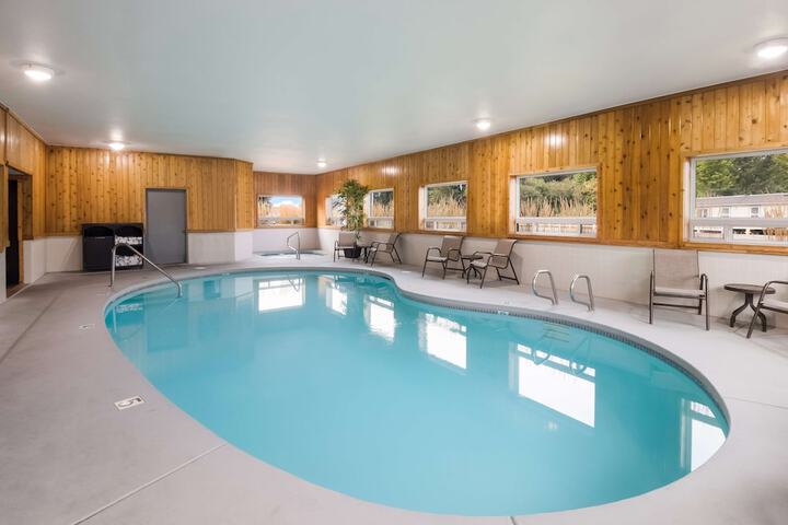 Pool 7 of 41