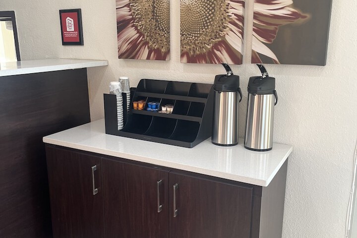 Breakfast/Coffee Service 16 of 16