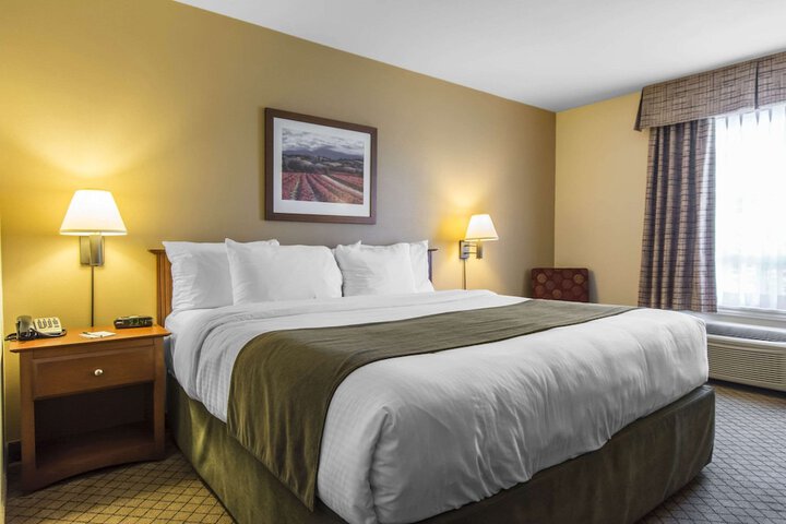 Quality Inn Airport