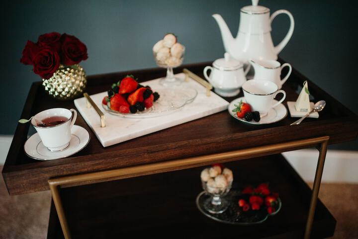 Breakfast/Coffee Service 53 of 100