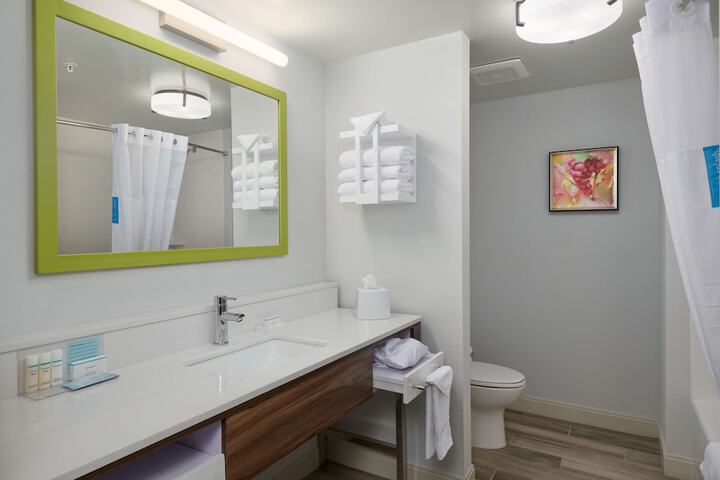 Room 11 of 29