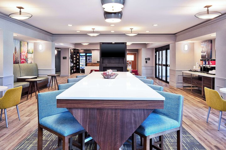 Hampton Inn Detroit / Utica-Shelby Township
