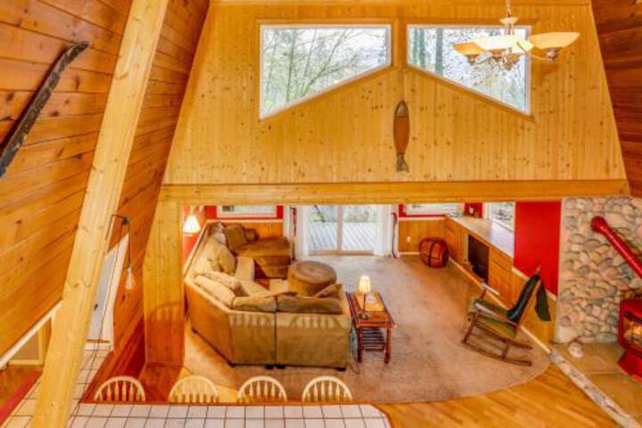 Red Stone Cabin