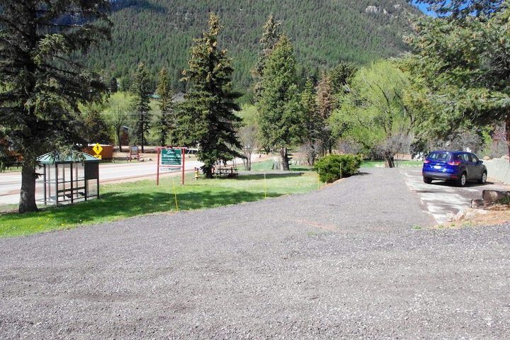 The Green Mountain Falls Lodge