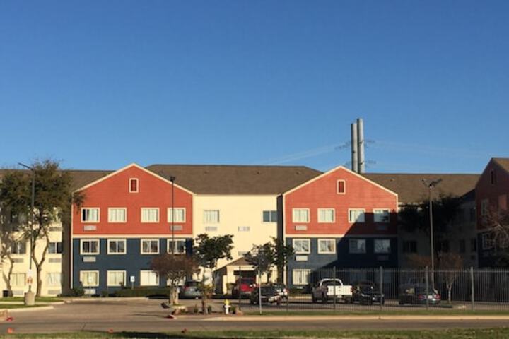 Hotel 4 of 43