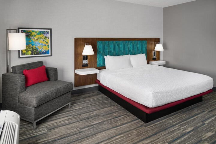 Hampton Inn & Suites Parsippany / North