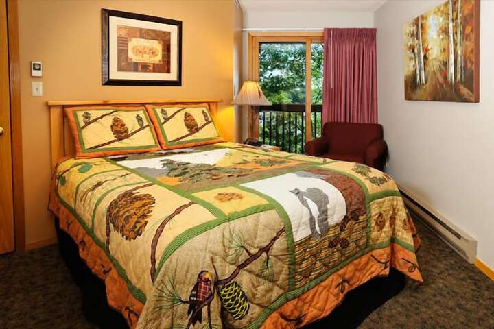The Pointe Hotel and Suites