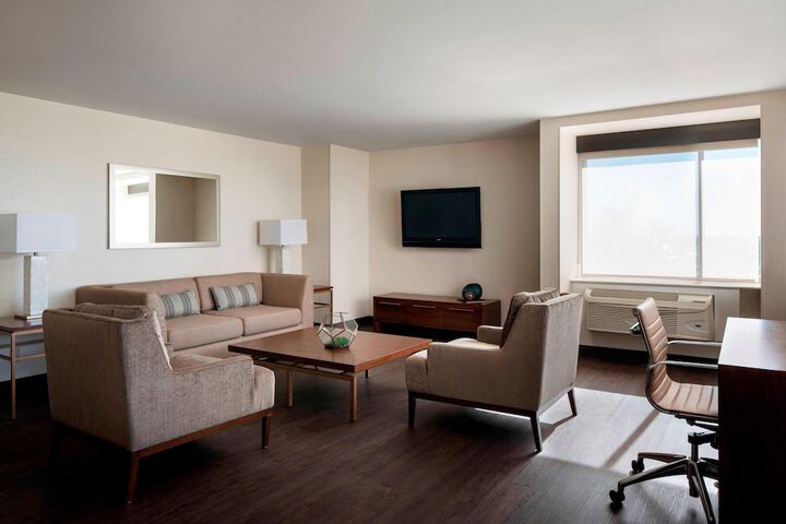 Room 15 of 53