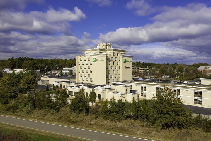 Hotel 2 of 35