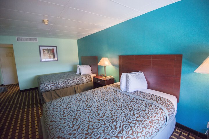 Room 22 of 51