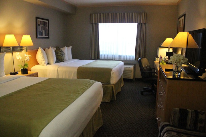 Room 30 of 44