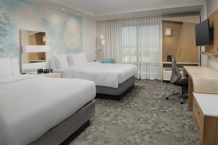 Room 22 of 49